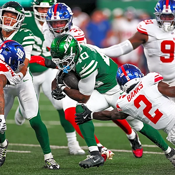 Jets player carted off against Giants, Chip Trayanum has scary scene