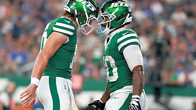 Jets' Aaron Glenn offers encouraging update on hospitalized Chip Trayanum