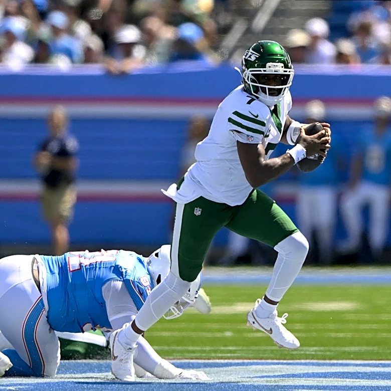 Aaron Glenn breaks down Jets' Geno Smith after Titans win: 'I expect that from him'