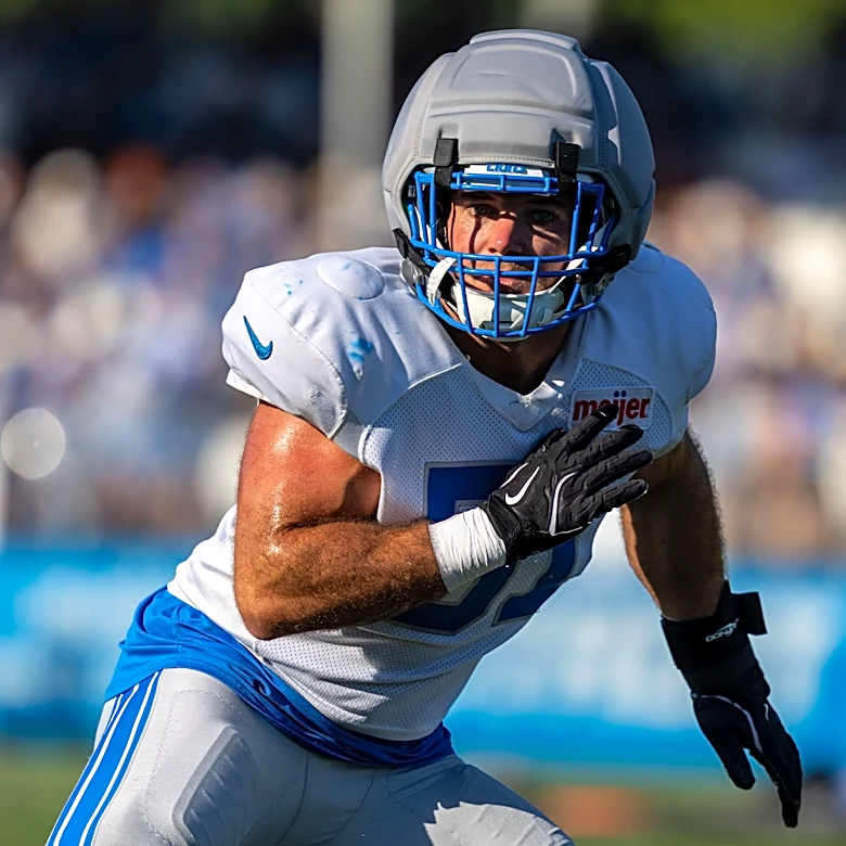 Jets sign linebacker Troy Reeder to 53-man roster