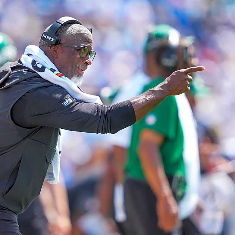 Jets head coach Aaron Glenn looks forward to a game-day reunion vs. Lions