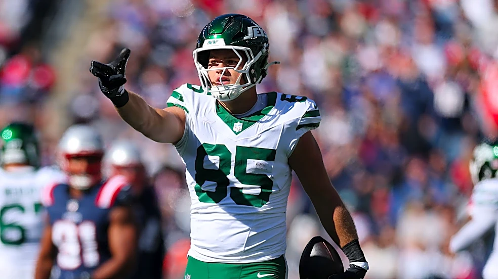 PFF: 5 highest-graded Jets players on offense in Week 6 vs. Patriots