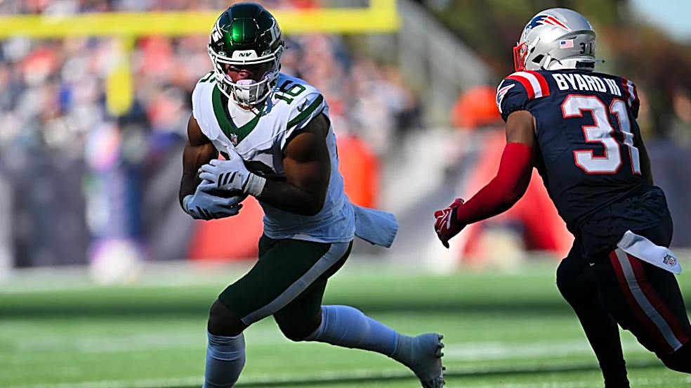 PFF: 5 lowest-graded Jets players on offense in Week 6 vs. Patriots