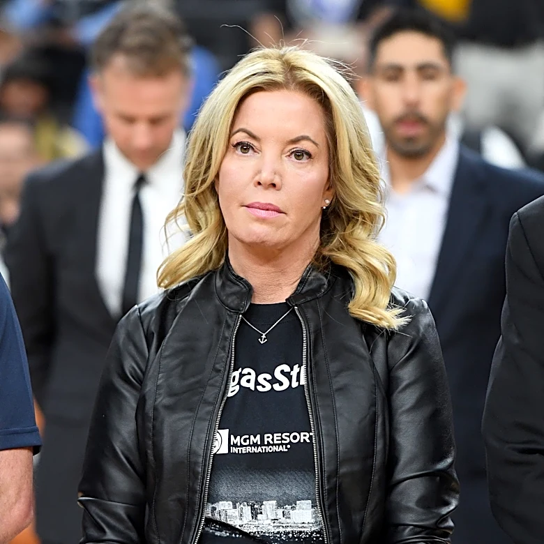 Jeanie Buss will remain Lakers' governor despite sale of team