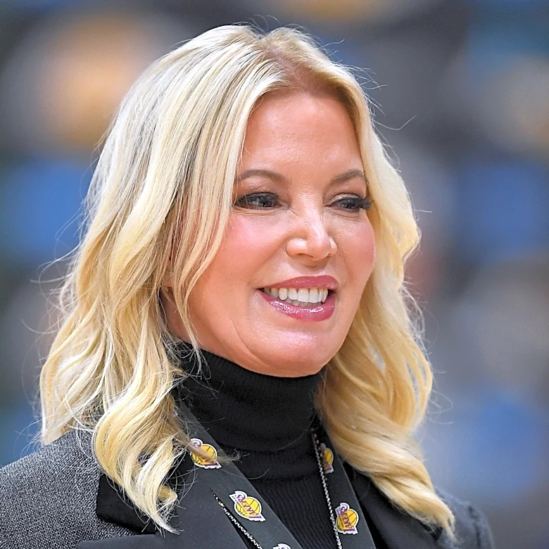 Report: New Lakers owners could remove Jeanie Buss as governor