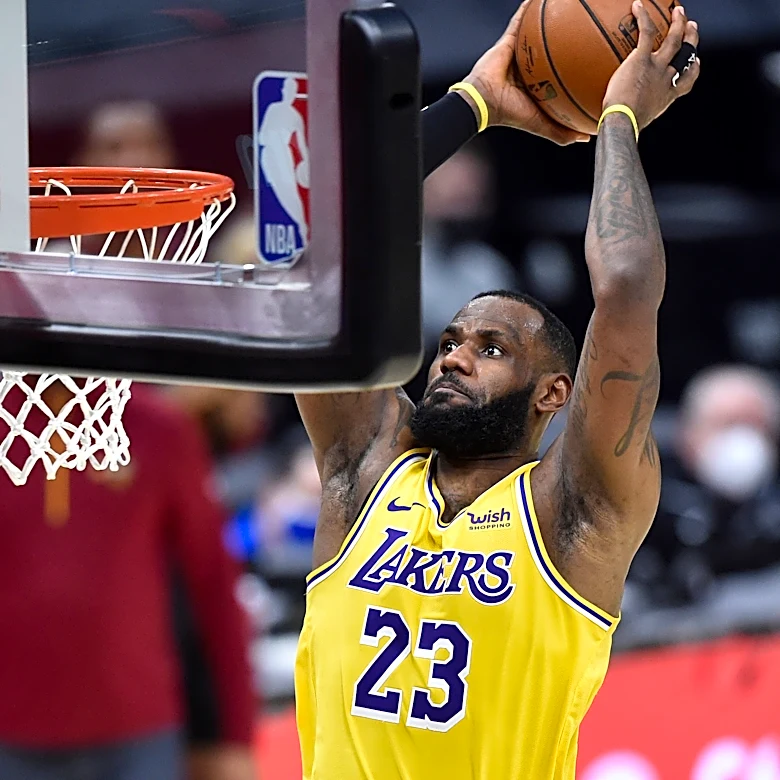 LeBron James' greatest games with the Lakers: Big return to Cleveland