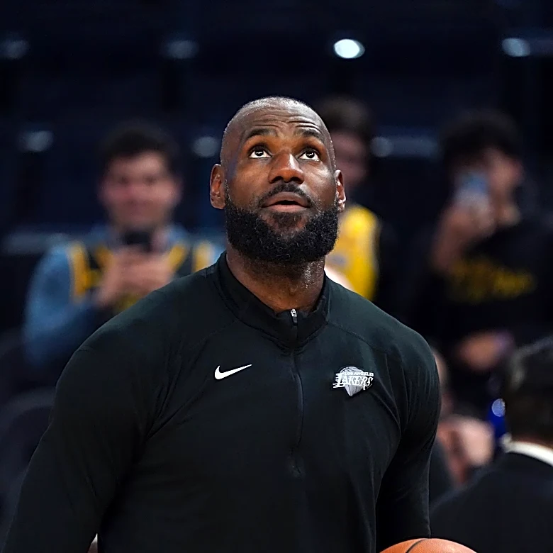 Magic Johnson on LeBron James joining 76ers: 'It's going to be easy'