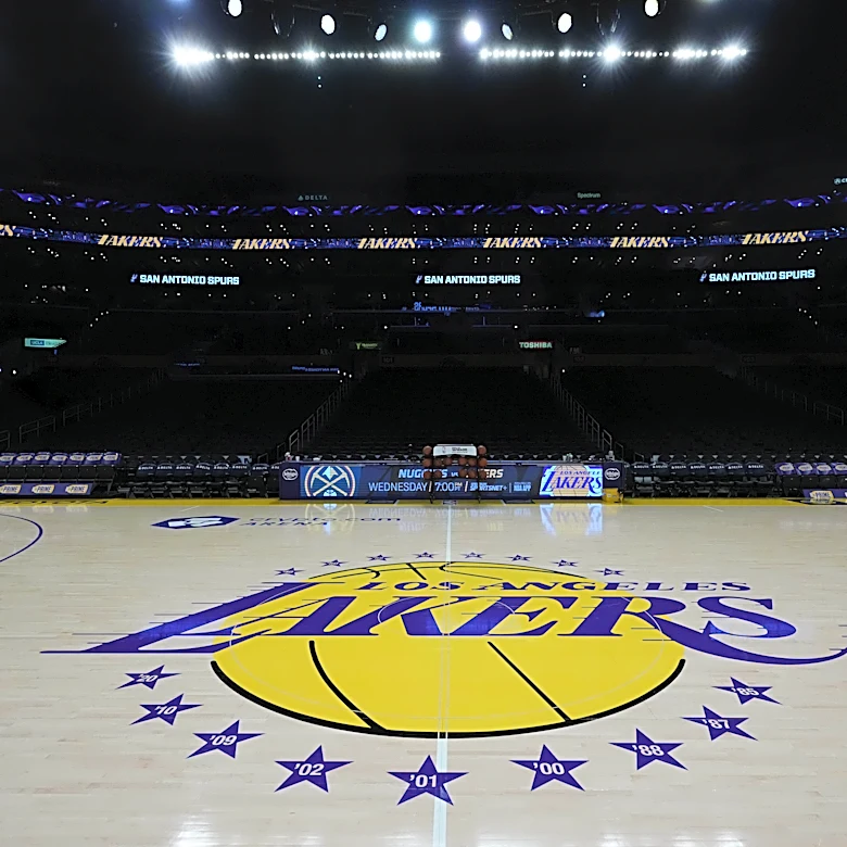 Woike: High-end Lakers front office positions aren't being filled