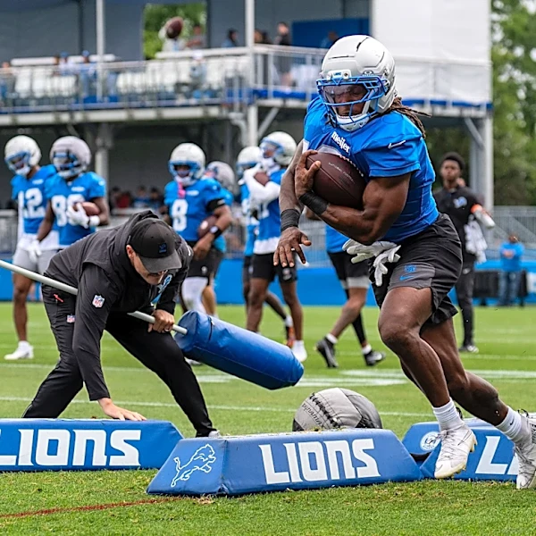 Detroit Lions RB Isiah Pacheco dealing with new injury