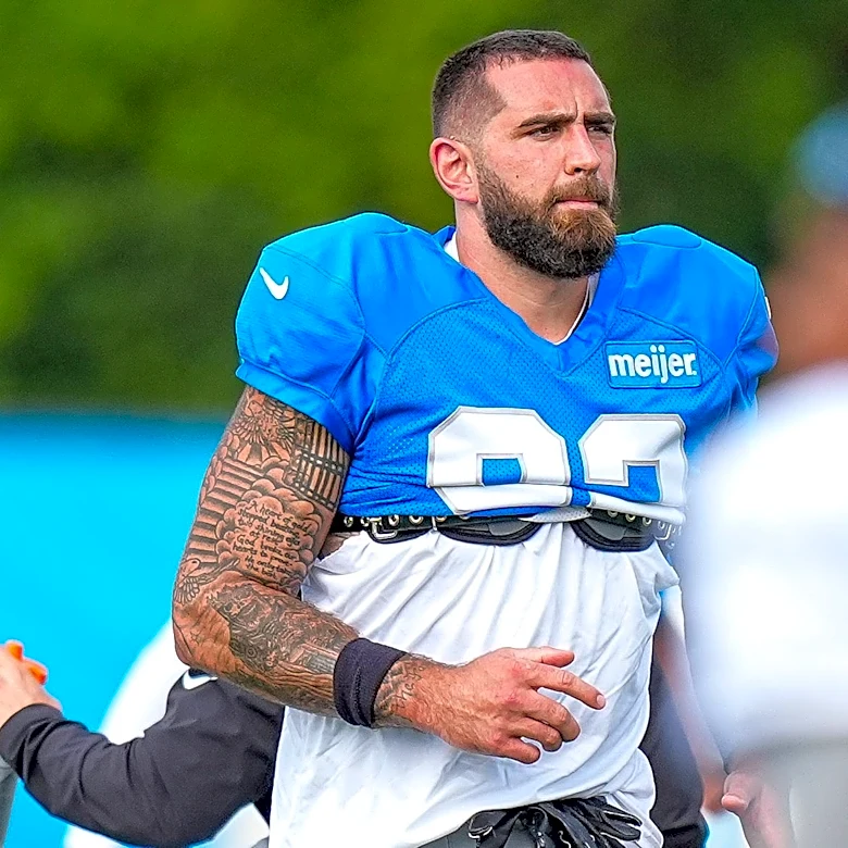 Lions re-sign veteran TE Tyler Conklin following recent roster cut