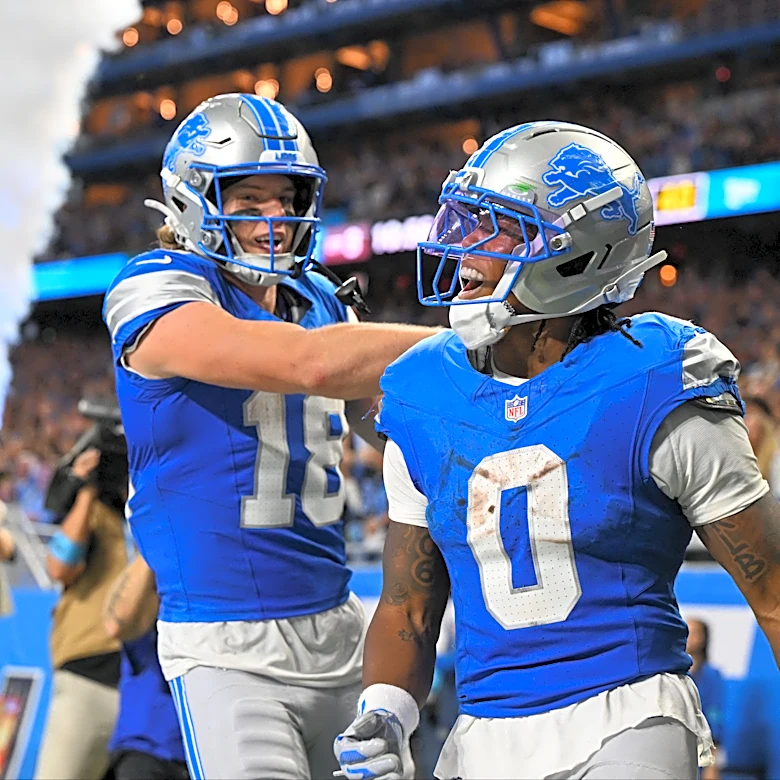 Jahmyr Gibbs moves into second place on Lions' career rushing TDs list