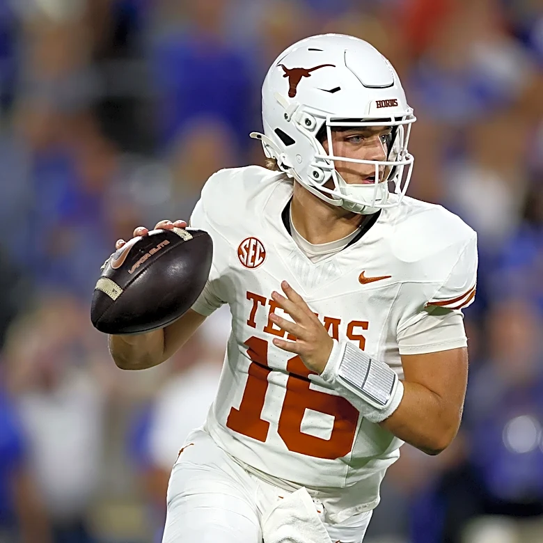 Will Arch Manning stay at Texas next year to avoid the Browns?