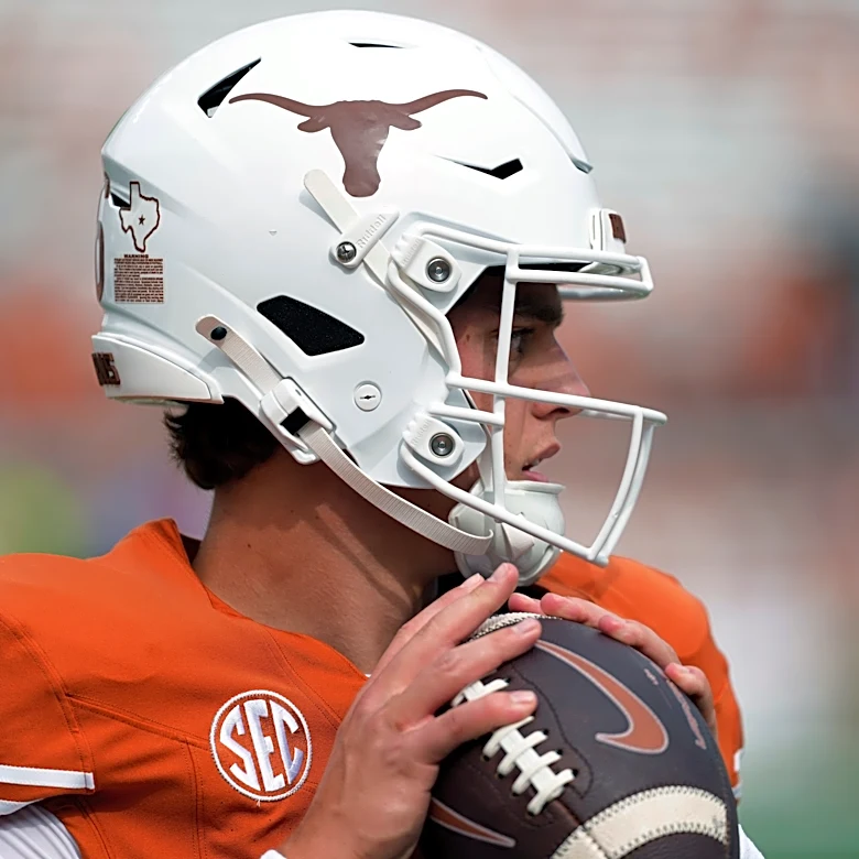 Manning, Bishop Jr. top Texas Longhorns to watch against Texas State