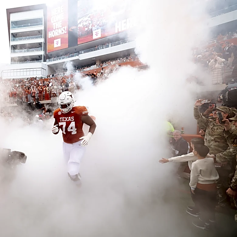 Disaster Avoided: Longhorns OT Goosby 'good to go' against Texas State