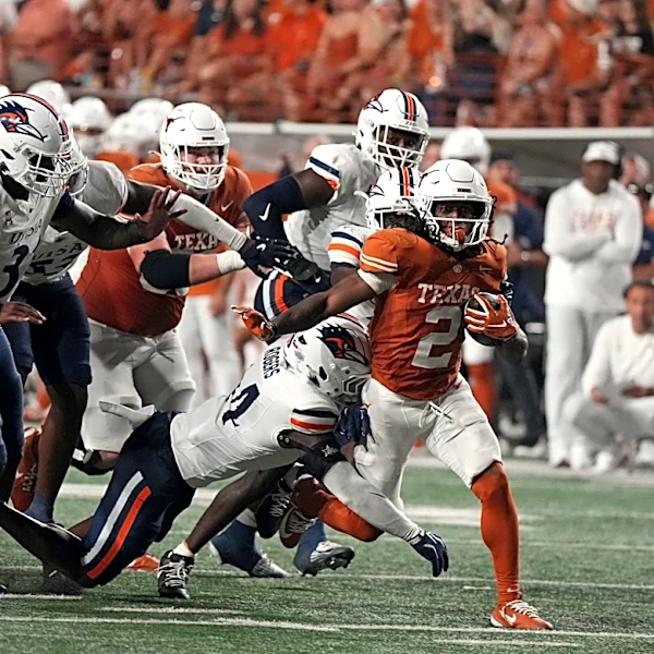 Longhorns to Watch vs. Tennessee: Smothers, Robertson, Geffrard