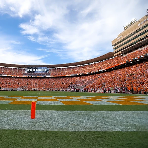 Longhorns Keys to the Game vs. Tennessee: Keep crowd at bay