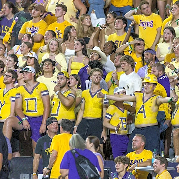 LSU football vs. Clemson kickoff: What time does LSU play on Saturday?