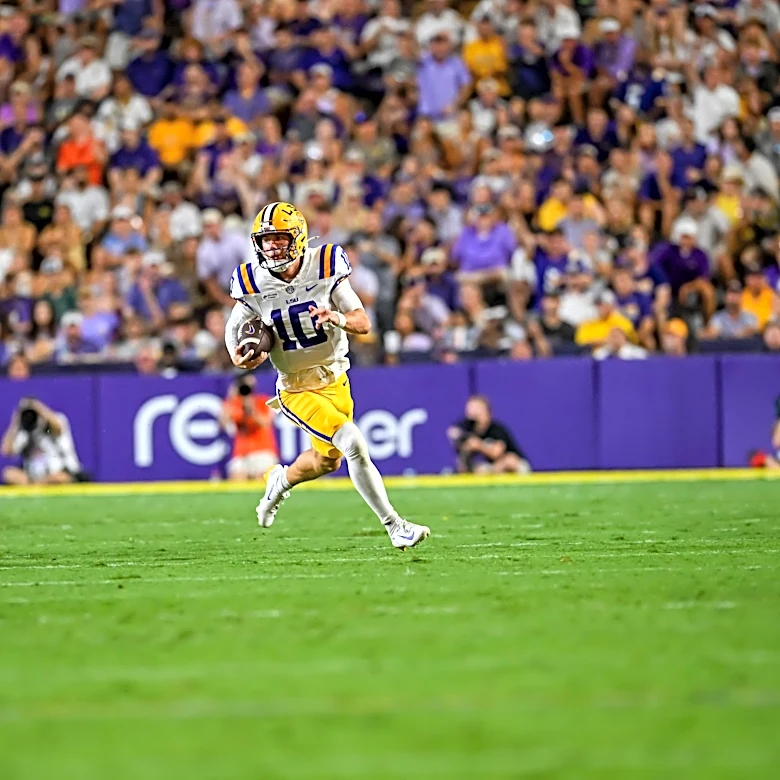 LSU football QB Sam Leavitt wins major SEC award