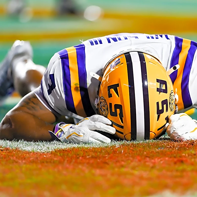 LSU football remains top-10 in the AP Poll after Ole Miss loss
