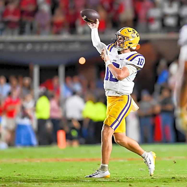 What are LSU football's odds to make the College Football Playoff?