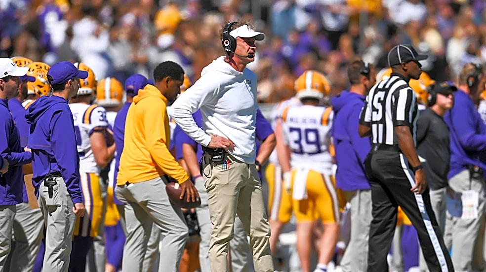 Kiffin credits Blake Baker as LSU defense goes 5-for-5 on 4th-down stops