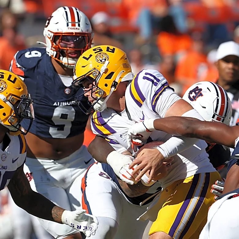 LSU football returns to top 15 of AP Poll after Week 8 win
