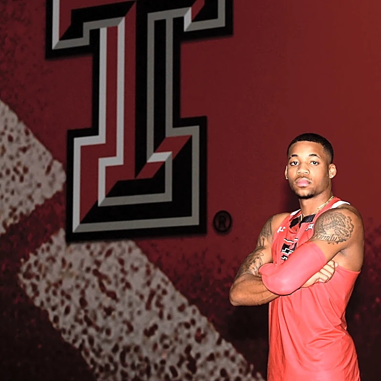 SPC's Chris Robinson wins, Tech's Caleb Dean third at U.S. championships