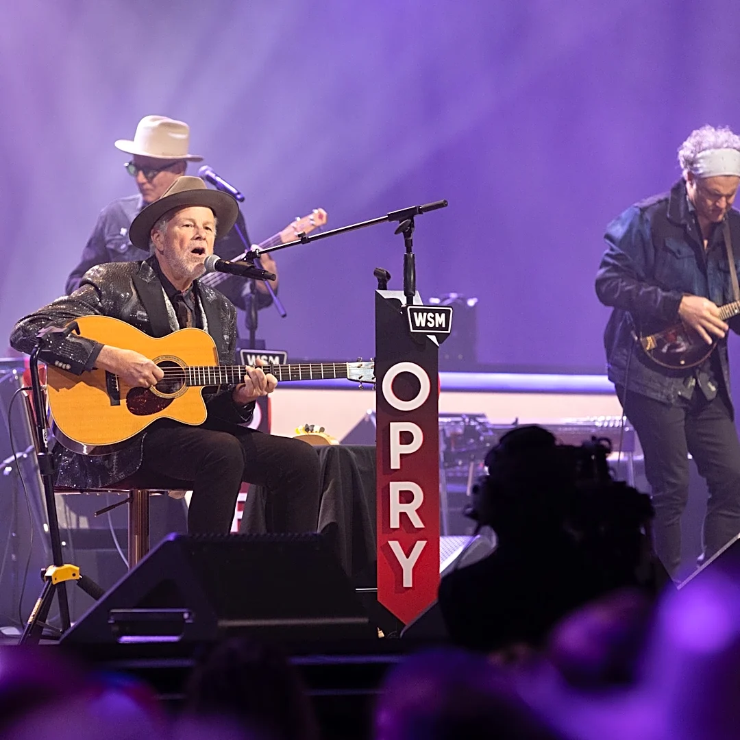 Texas music icon Robert Earl Keen announces show at Buddy Holly Hall