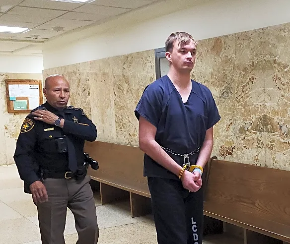 Driver in fatal March crash south of Lubbock indicted