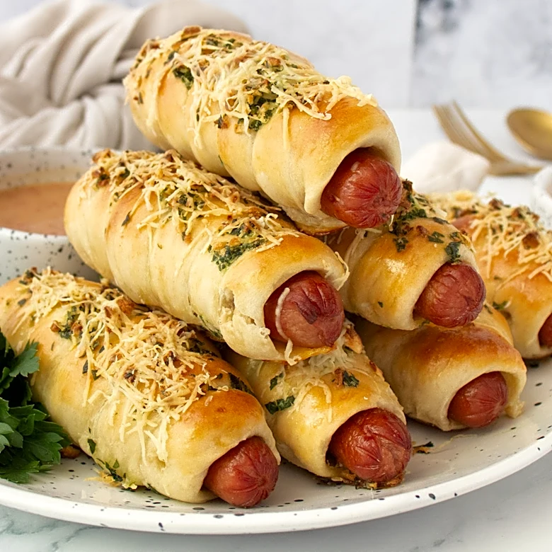 Garlic Bread Hot Dogs With A Spicy Sweet Tomato Honey Mustard