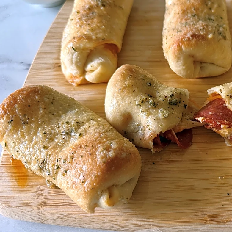 West Virginia Pepperoni Rolls Recipe
