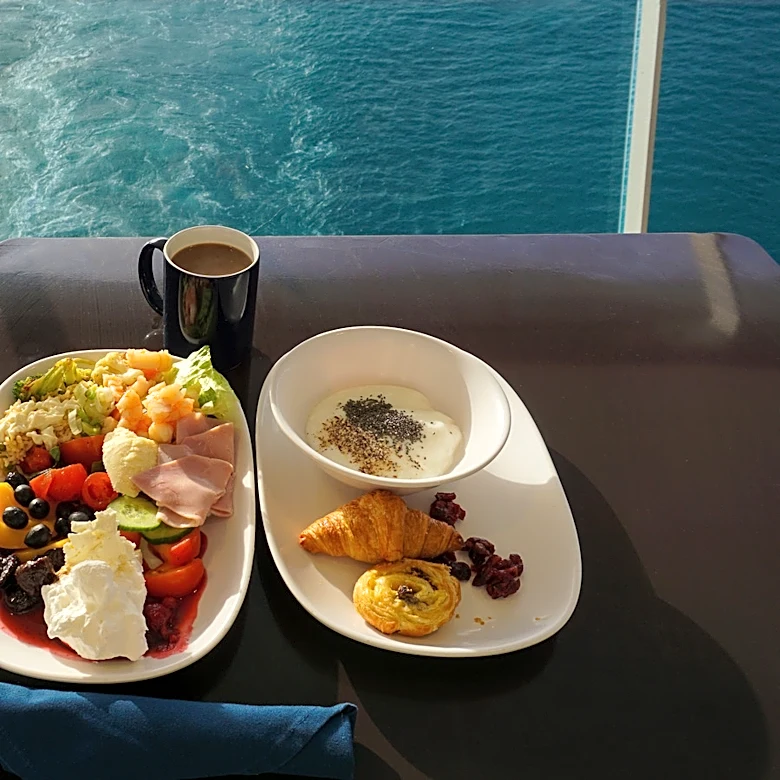 How To Get Fresher Food Without Waiting For A Table On Cruise Ships