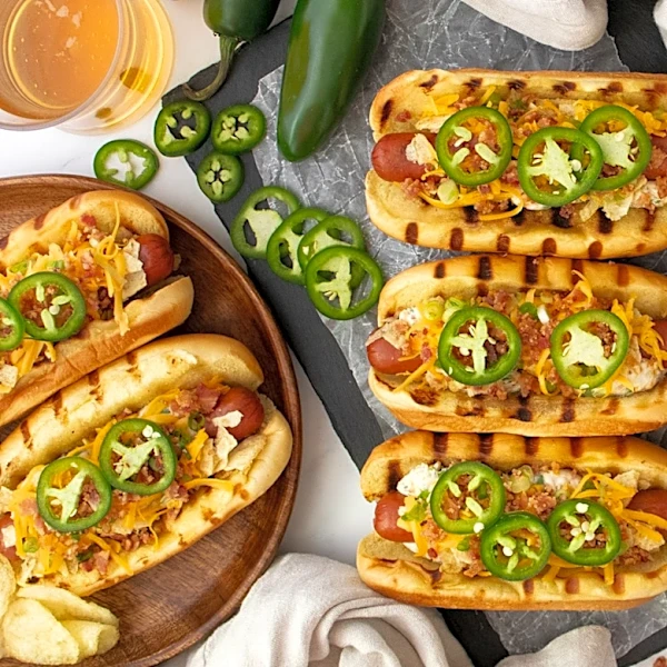 Fully Loaded Jalapeño Popper Hot Dogs Recipe