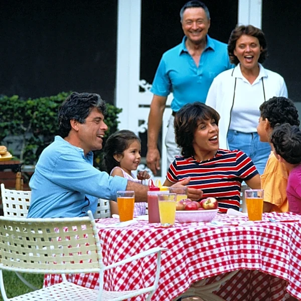 9 Cookout Foods That Were Staples Of The '70s