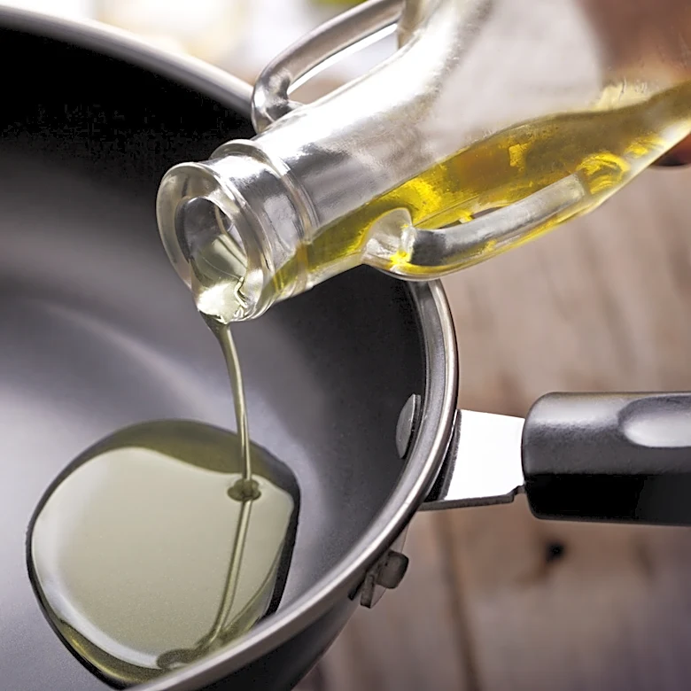 12 Simple Cooking Tips For Using Less Oil