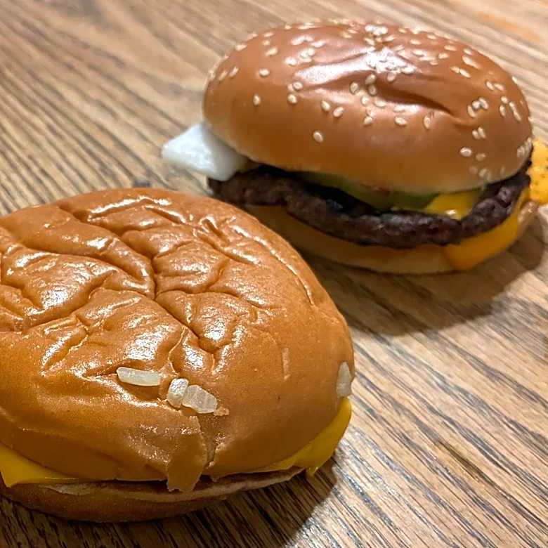 Wendy's Vs McDonald's: Which Chain Does Cheeseburgers The Best?