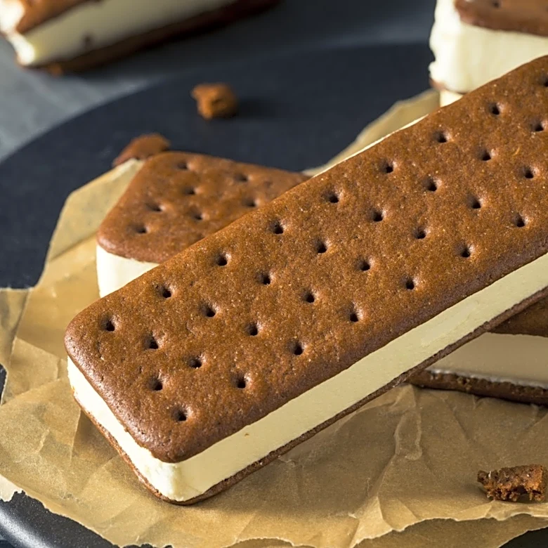 Customers Are Calling These Ice Cream Sandwiches Some Of The Yummiest You'll Ever Eat