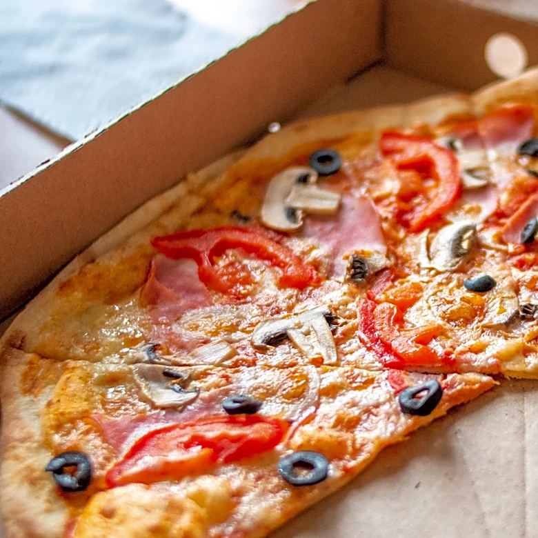 Why You Should Reheat Pizza In Your Air Fryer