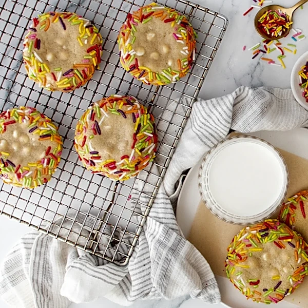 Copycat Crumbl Cake Batter Blondie Cookie Recipe