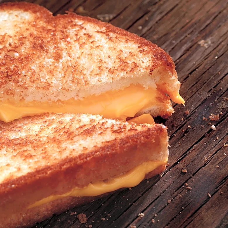 Make Your Grilled Cheese Hawaiian-Style For 10x The Flavor