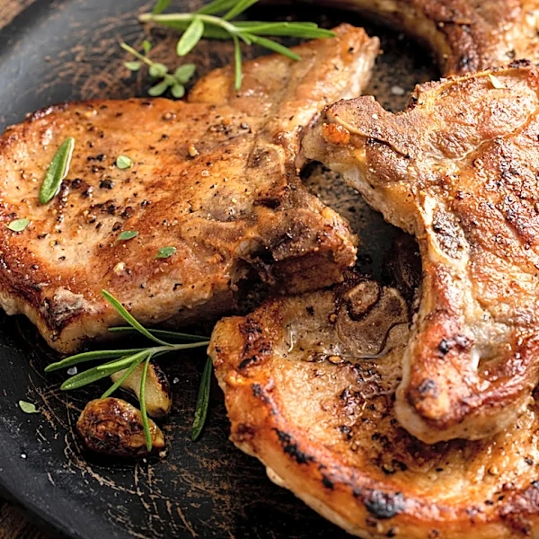 This Fall Favorite Is The Key To Juicy Pork Chops