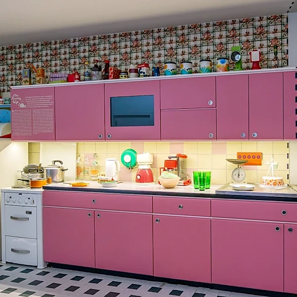 5 Gadgets You Would've Found In 1960s Kitchens