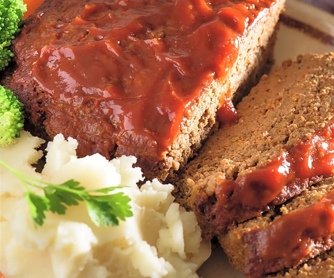This Canned Good Makes Meatloaf 10x More Flavorful