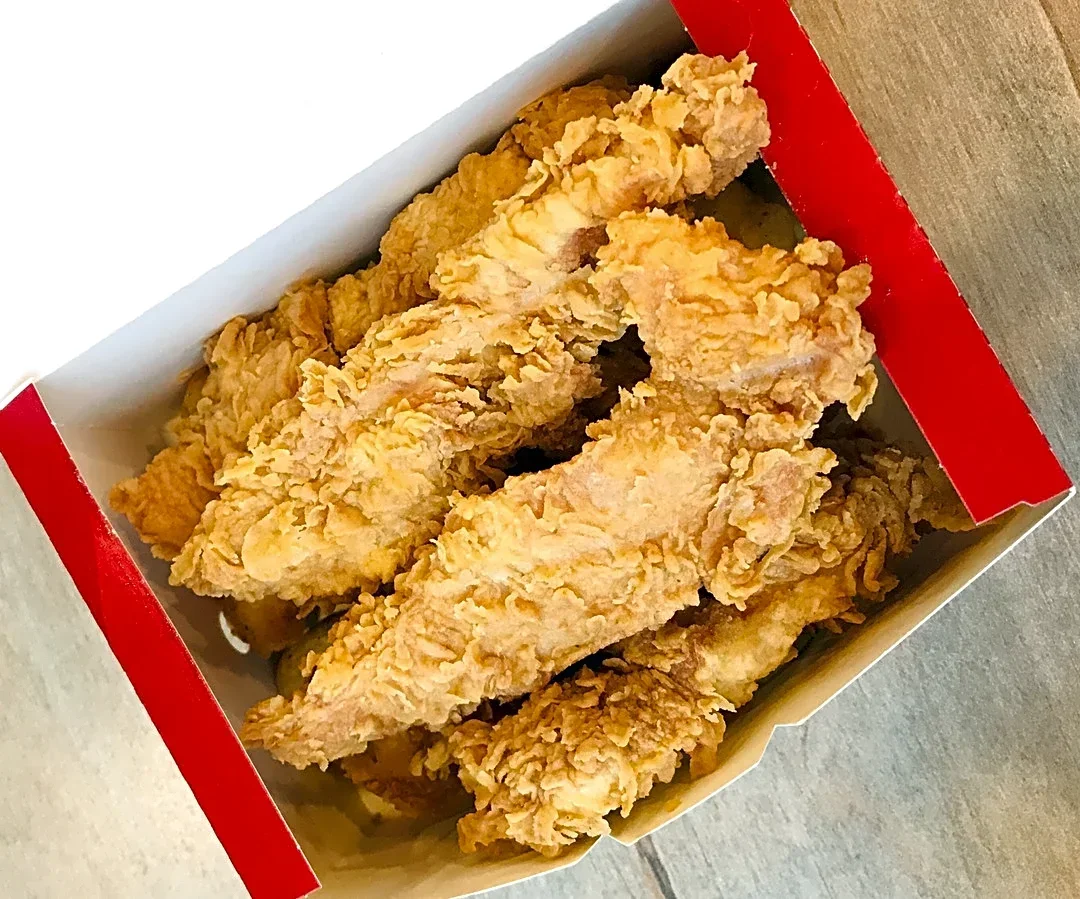 This Major Chicken Chain Serves Some Seriously High-Quality Tenders