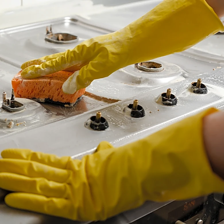 This Laundry Room Staple Is Surprisingly Useful For Cleaning Your Stovetop
