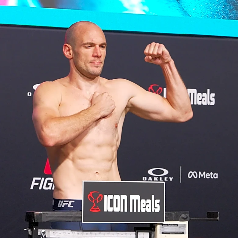 UFC Fight Night 283 official weigh-in results: All 28 fighters hit their mark