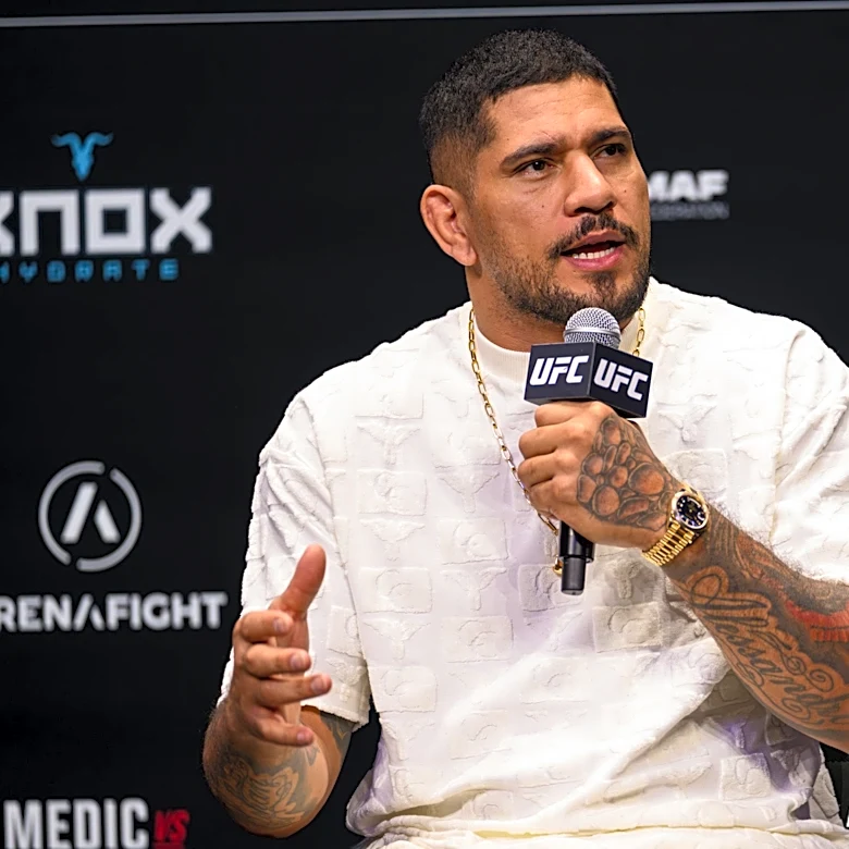 Alex Pereira eyes November return, then Tom Aspinall vs. Ciryl Gane winner