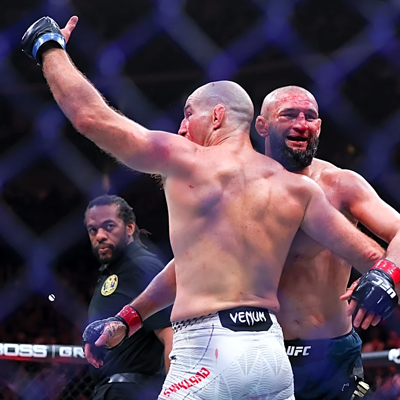 Daniel Cormier: Strickland, Chimaev can't trash talk after burying the hatchet