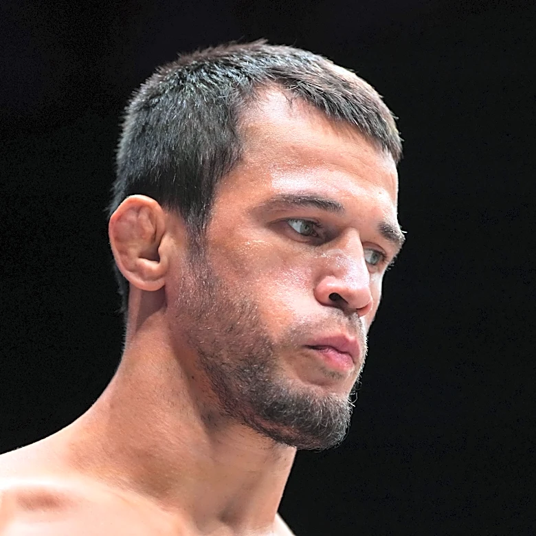 Analyst predicts Usman Nurmagomedov moves to UFC, won't be 'a lock' to win