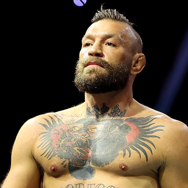 Conor McGregor provides update after surgery on injured knee